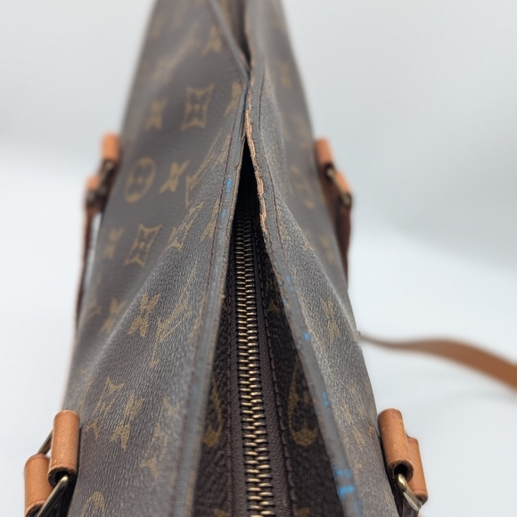 Louis Vuitton Monogram Canvas Hudson Tote - Picture 9 of 16